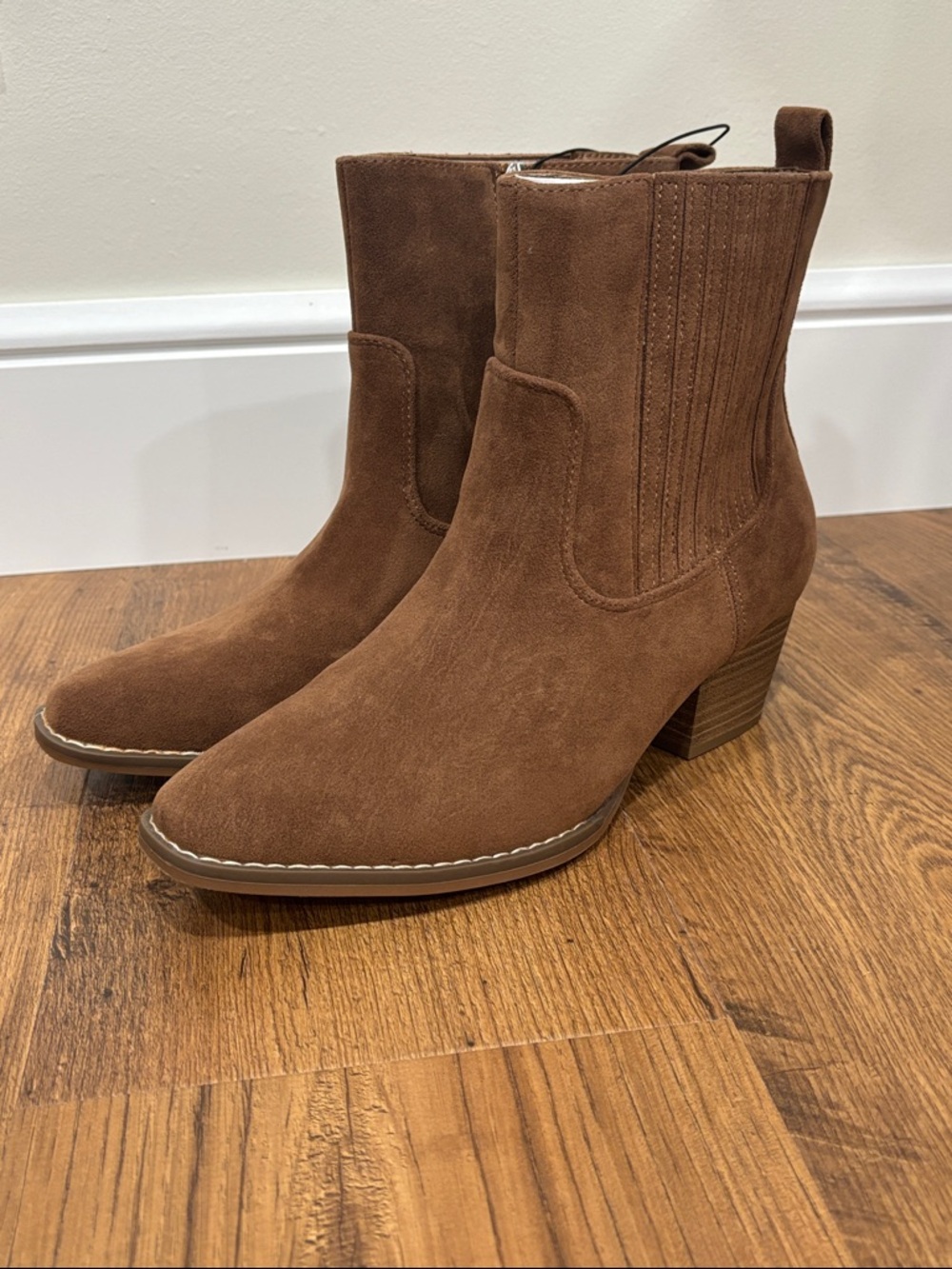 Universal Thread Women's Chestnut Solita Western Ankle Booties